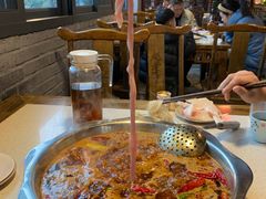 -九尺赵老四鲜鹅肠火锅
