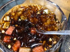老成都冰粉-楚媚娘炭火蛙锅(宽厚里店)