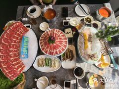 -德天肥牛海鲜火锅(城西银泰店)