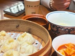-李犟大爆鳝面·手工蟹黄包(湖滨西湖店)