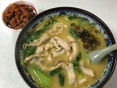 -明呈黄鱼面馆(斜土路店)