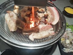 -啊美丽炭火烤肉(滑翔一店)