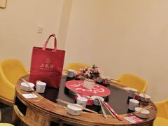 冒皮皮包厢-大龙燚火锅(春熙店)