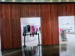 -Acne Studios(芮欧百货店)