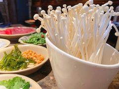 -小龙坎火锅(湖滨银泰in77店)