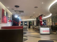 -必胜客(绿地新都会店)
