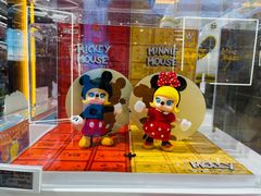 -泡泡玛特POPMART(侨福芳草地店)