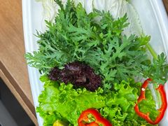 -老牌坊云南鱼豆花火锅(哈西万达店)