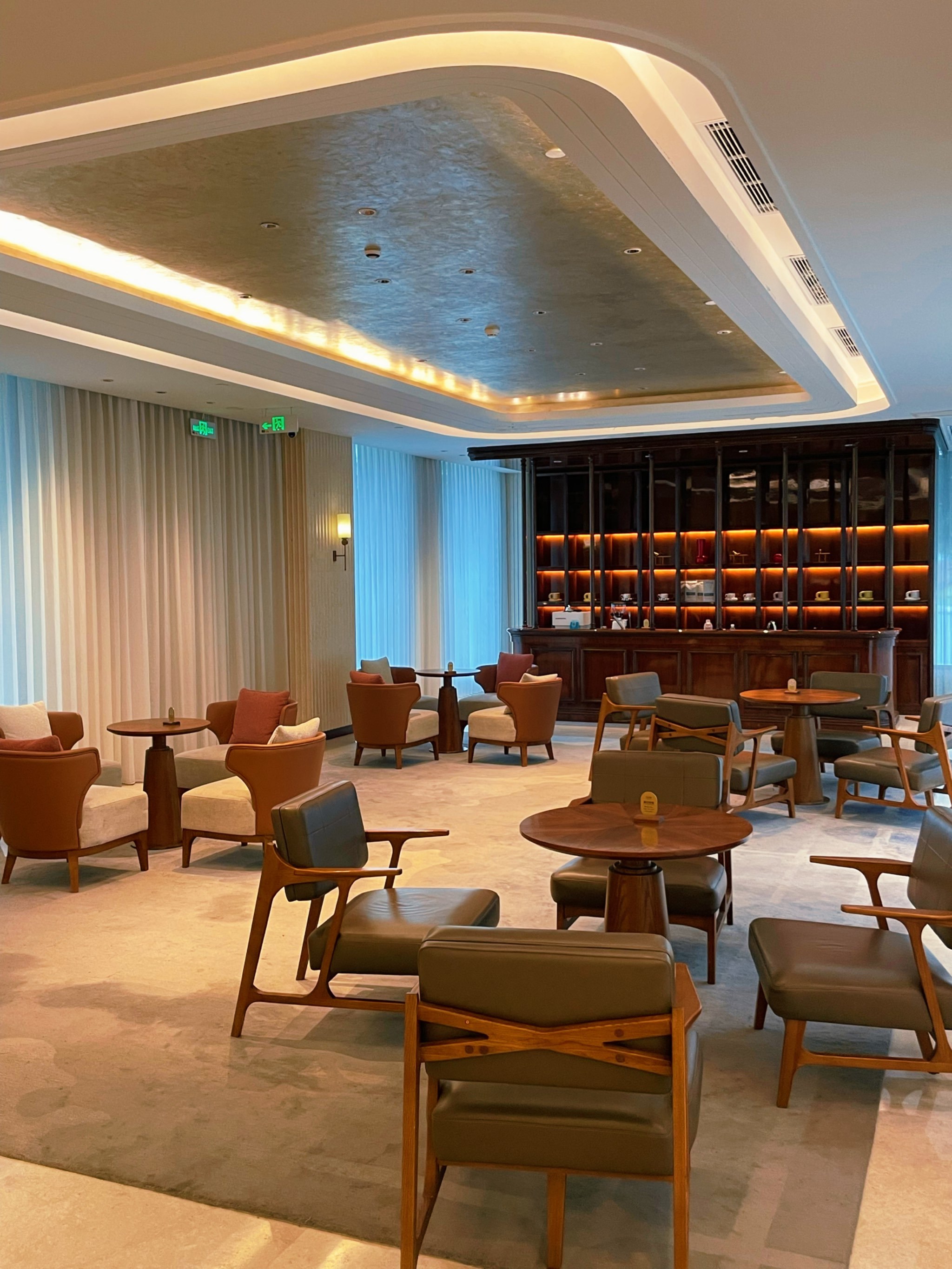 每座城市都有自己的国宾馆🏨孔雀每天叫你起床🦚