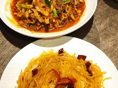 -巴特餐饮6加1音乐餐吧·新疆菜
