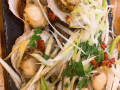 油泼扇贝-老东镇啤酒屋海鲜加工·蒸汽海鲜·海鲜烧烤(台东店)