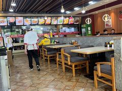 -杨妈妈粥店(滑翔路店)