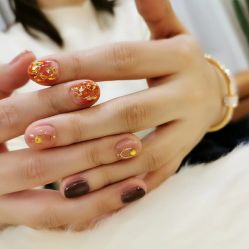 -爱小小美甲美学