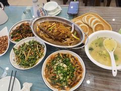 -自游人·美食一楼·地道徽菜(三十年名店)
