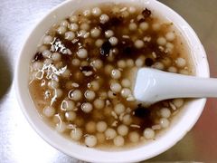 -芳婆糕团店(王府大街店)