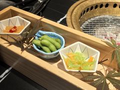-山川小町·极番烧肉(新地假日广场店)