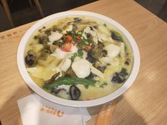 青花椒酸菜鱼-鱼你在一起(奉贤宝龙城广场店)