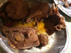 -梁老三麻辣鸡头总店