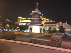 -钟书阁(珍园店)
