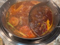 -由衷贵州酸汤牛肉火锅(新桥店)