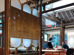 -阿瓦山寨·湘菜现炒·剁椒鱼头王(咸阳总店)