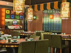 -粤·向群饭店(麓景路店)