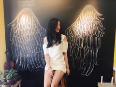 -志龙皇冠吃货椰子铺