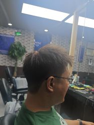 -大人物·男士理发馆