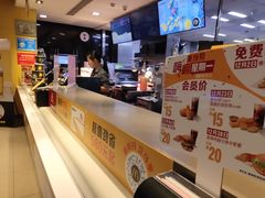 -麦当劳(海岸城店)