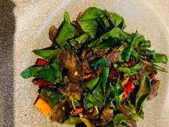 柠檬叶牛干巴-半山腰·云南菜(侨福芳草地店)