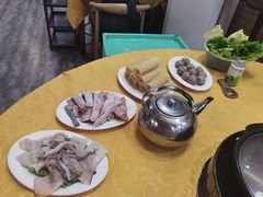 -濠轩阁特色生蚝火锅(水湾路店)