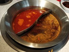 新疆番茄鸳鸯锅-牛華八婆火锅串串(南中环店)