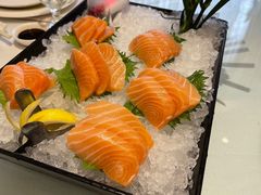 -万龙洲海鲜(大兴绿地缤纷城店)