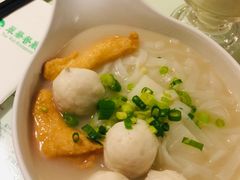 鱼蛋鱼腐河粉-翠华餐厅(湾仔店)