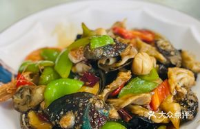 Spicy Stir-Fried Mixed Seafood