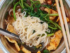 -柳州肥姨妈大骨螺蛳粉(曹路店)