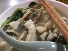 -明呈黄鱼面馆(斜土路店)
