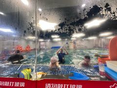 -蓝旗亲子游泳(范湖万达广场店)