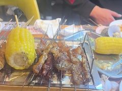 -喝丢一只鞋海鲜烧烤·海肠捞饭(文体街店)