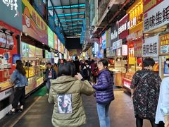 -海口骑楼小吃街