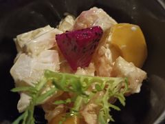 -穹六人间 people 6(岳阳路店)