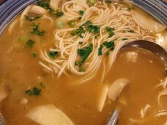 -爱啤精酿·民谣酒馆(滨江店)