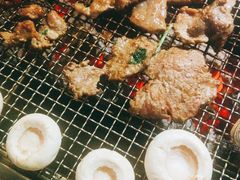 -马路牙子地桌烤肉(工体店)