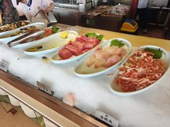 -荣誉国际酒店-云顶旋转餐厅