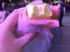 -詹爷爷乌节路街头冰淇淋