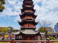 -龙华寺