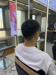 -藤野造型烫发染发