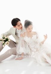 -雪中彩影婚纱摄影·微光艺术中心