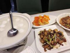 糍粑鱼-刘胖子家常菜·蹄花焖藕(中南店)