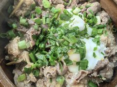 -容里煲仔饭(利丰北路店)